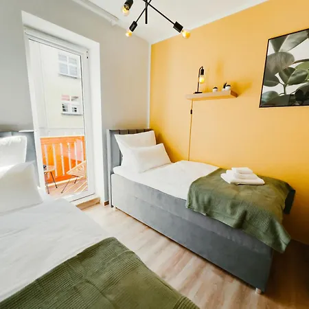 Modernes Apartment Mit Balkon Und Stellplatz Konigstein an der Elbe Exterior photo