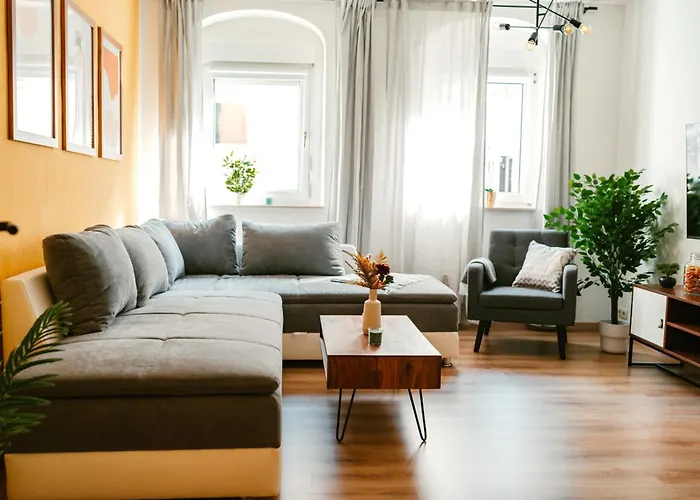Modernes Apartment Mit Balkon Und Stellplatz