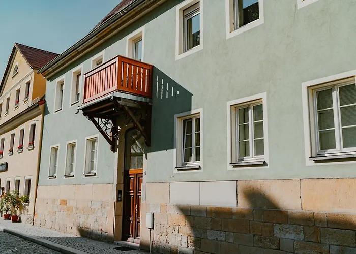 Modernes Apartment Mit Balkon Und Stellplatz
