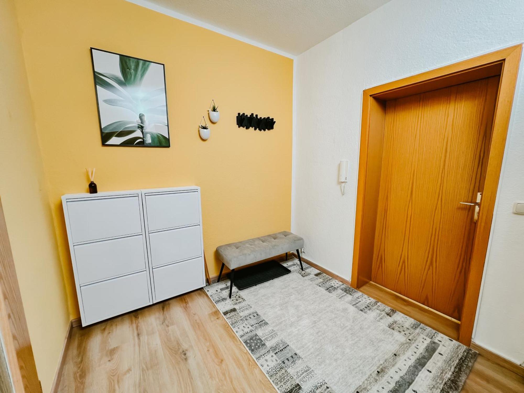 Modernes Mit Balkon Und Stellplatz *